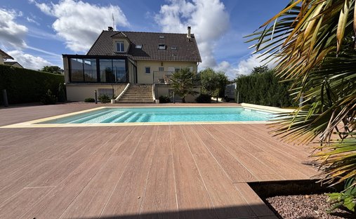 House in Saintry-sur-Seine, Ile-de-France, France 1