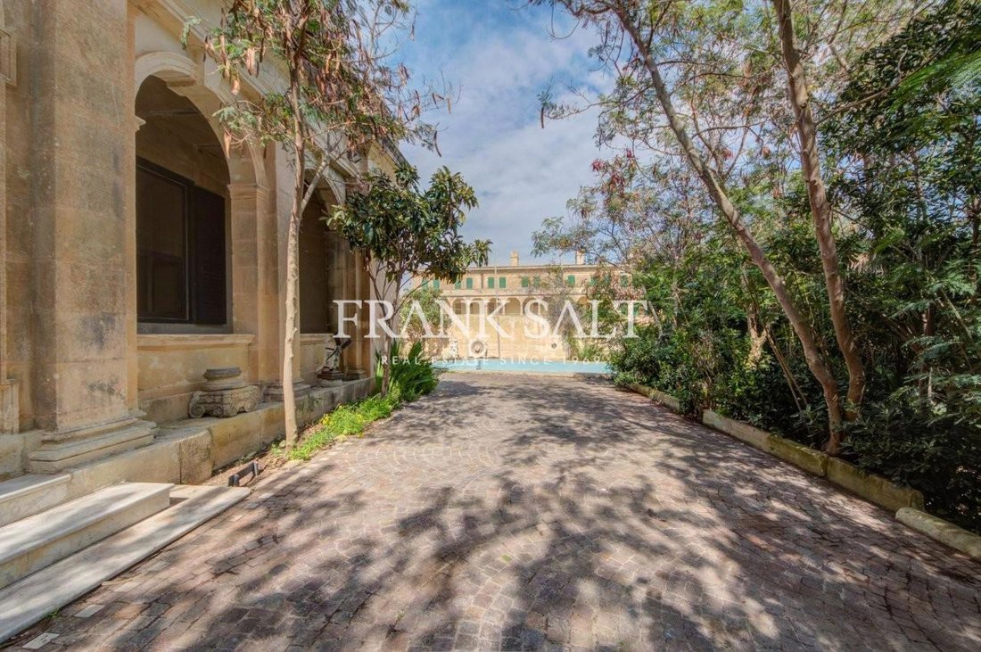 Villa in Imtarfa, Malta 2 - 15604561