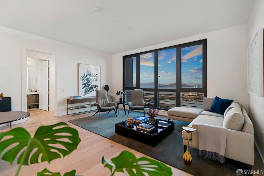 Condo in San Francisco, California, United States 2 - 18121392