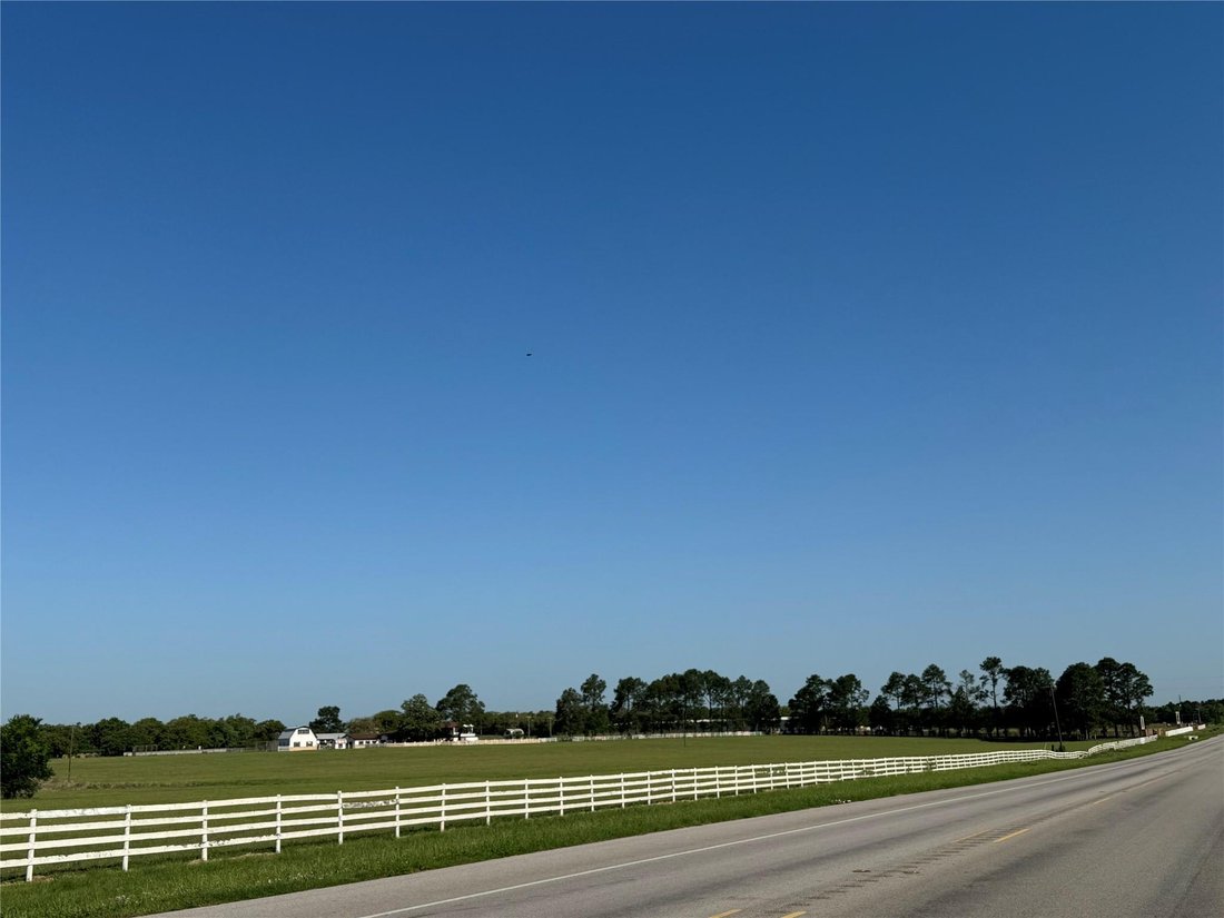 House in Smithville, Texas, United States 2 - 16589240