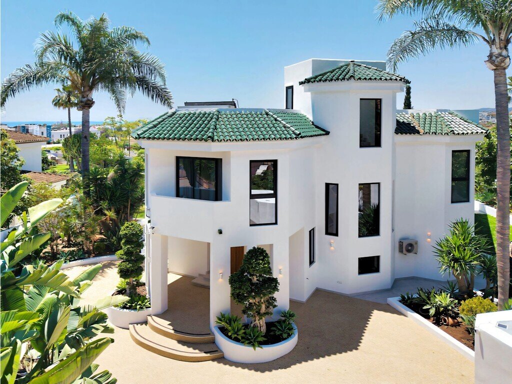 Villa in Bel-Air, Estepona, Andalusia 3 - 18121447