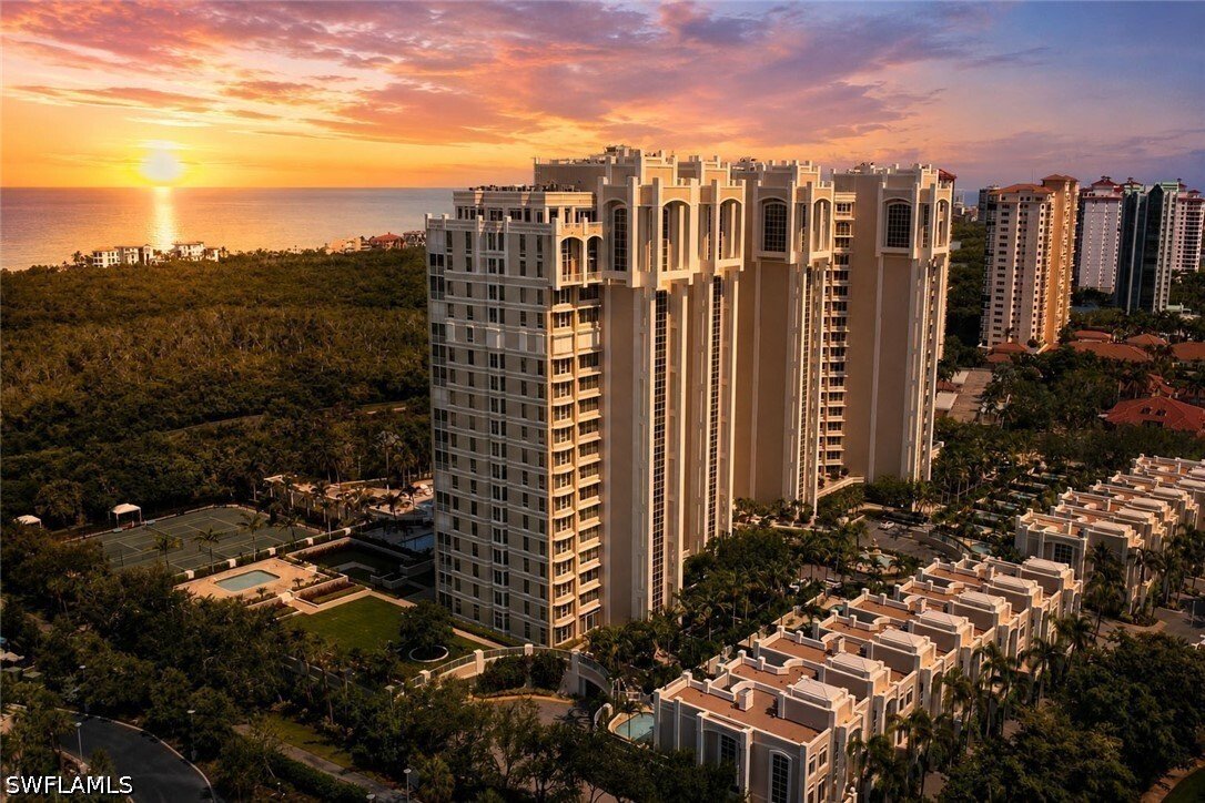 Condominio en Naples, Florida, Estados Unidos 1 - 18121395