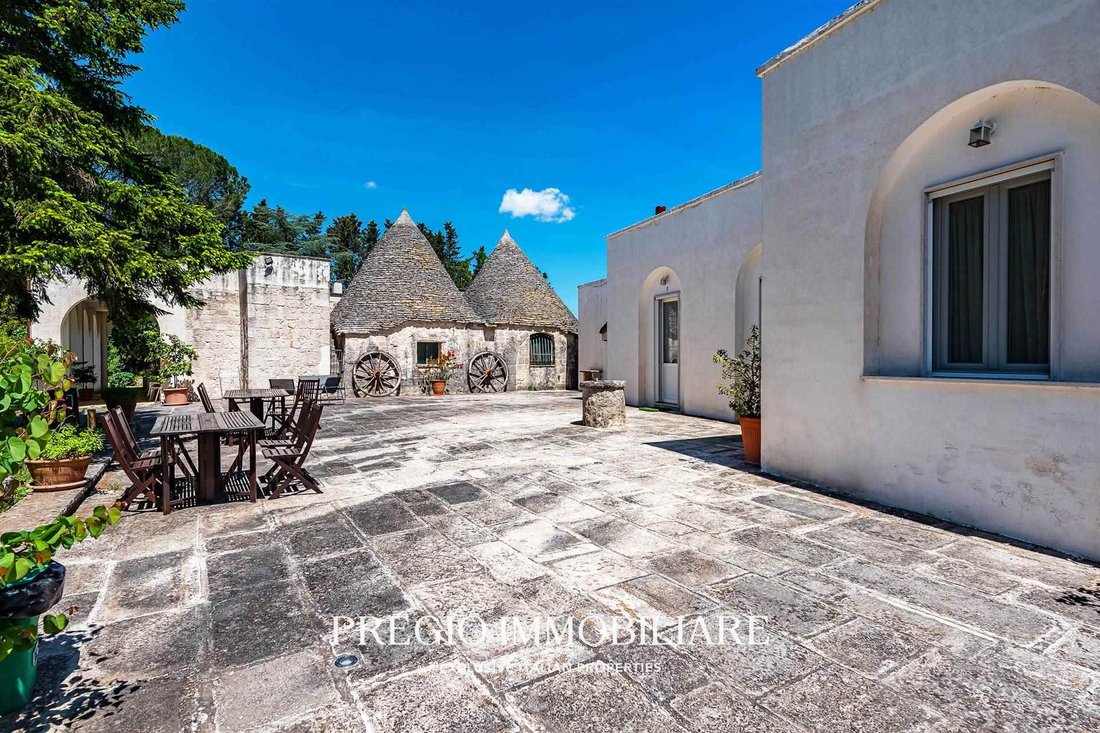 Martina Franca, Apulia, Italy 2 - 18122969