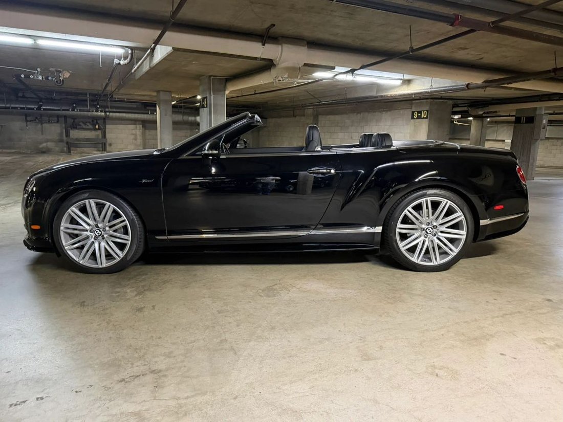 Cabriolet in Tarzana, CA, United States 4 - 18103772