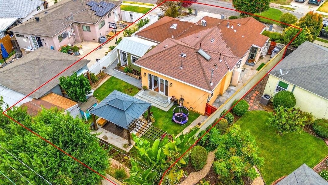 House in Signal Hill, California, United States 3 - 18121284