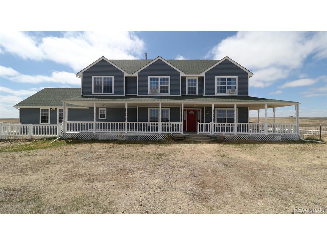 Farm Ranch in Bennett, Colorado, United States 3 - 18121893
