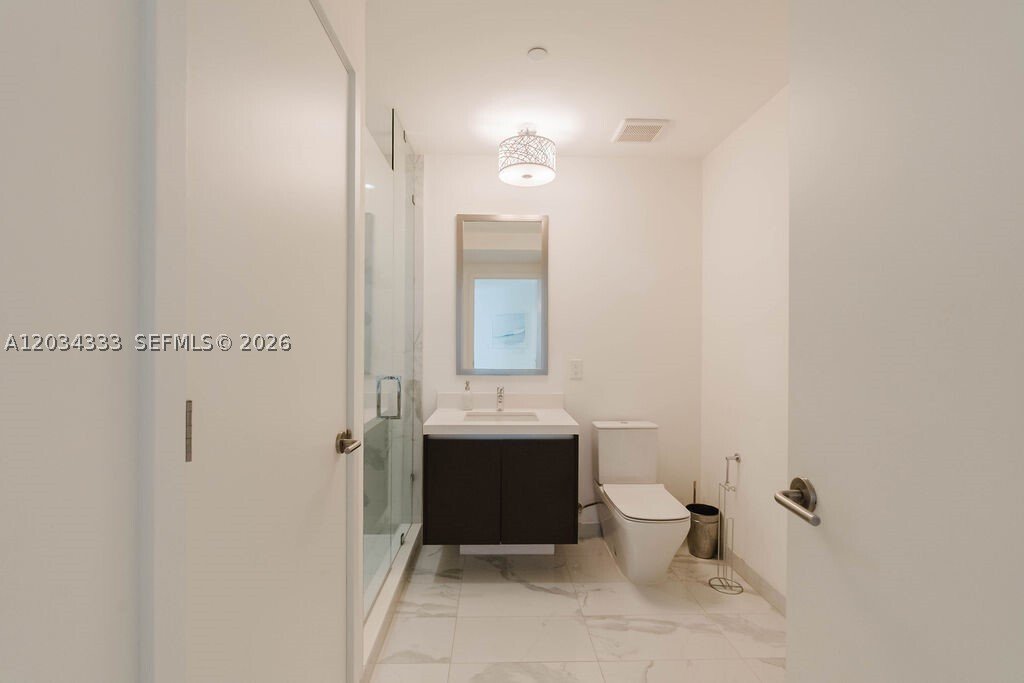 Condo in Miami, Florida, United States 5 - 18122927