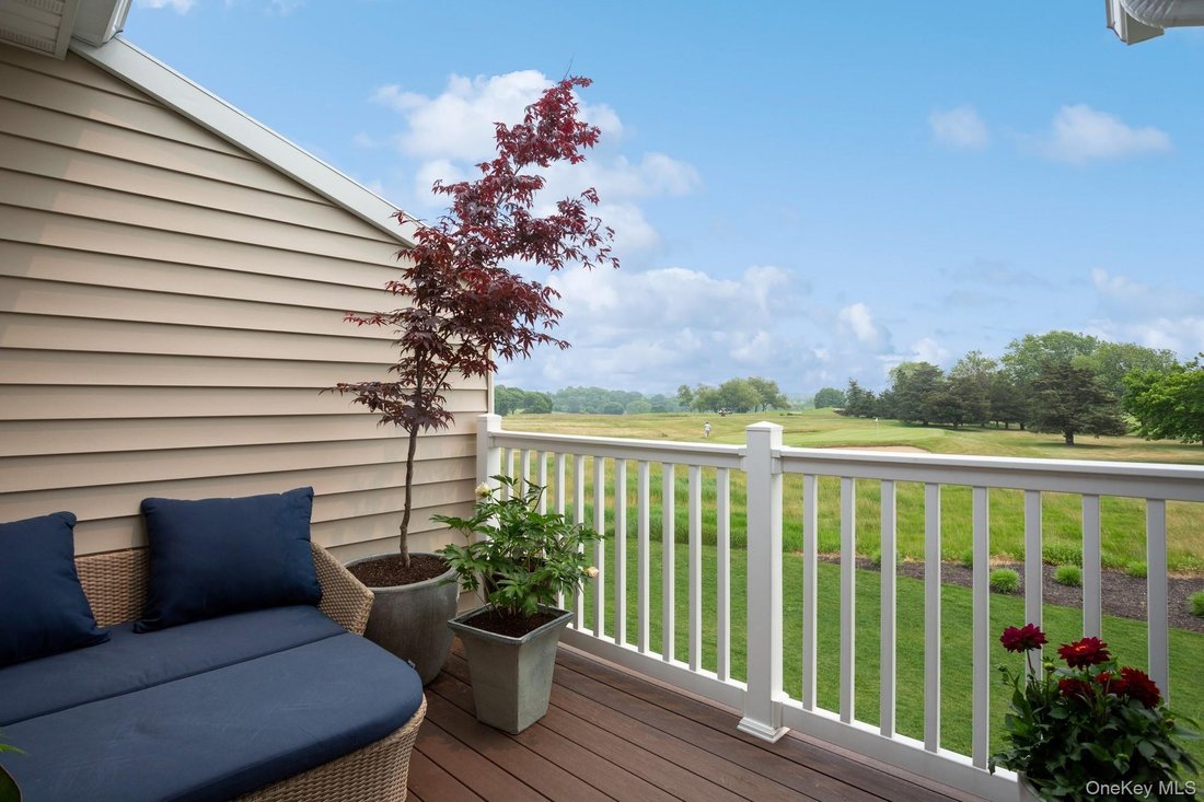 Condo in Calverton, New York, United States 2 - 18119952