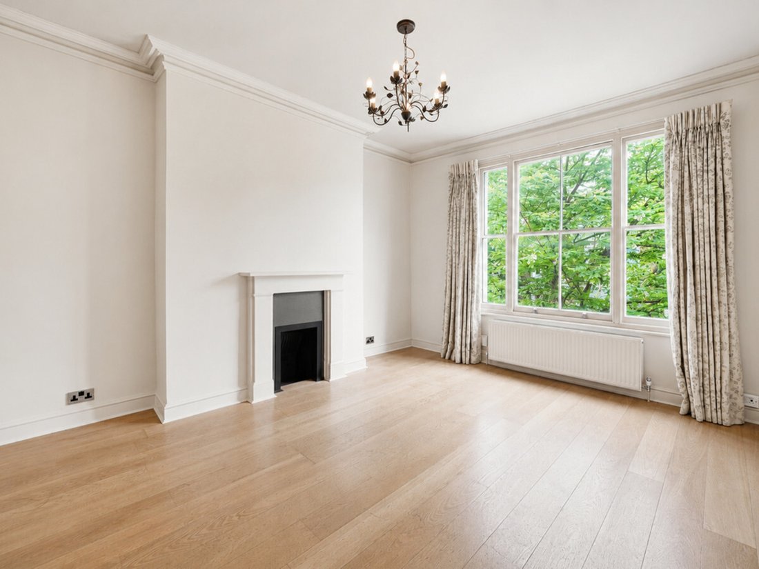Apartment in Earls Court, Kensington And Chelsea, England 2 - 18123580