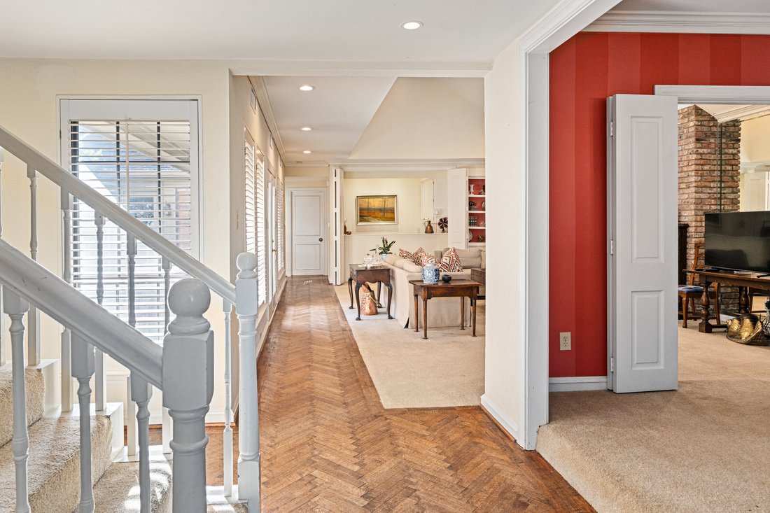 House in Dallas, Texas, United States 3 - 18120436