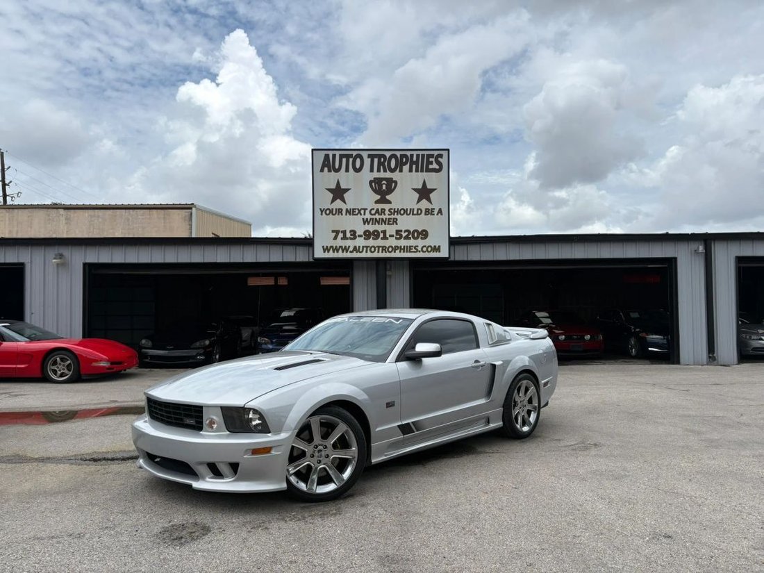 Coupe in Houston, TX, United States 1 - 18124179