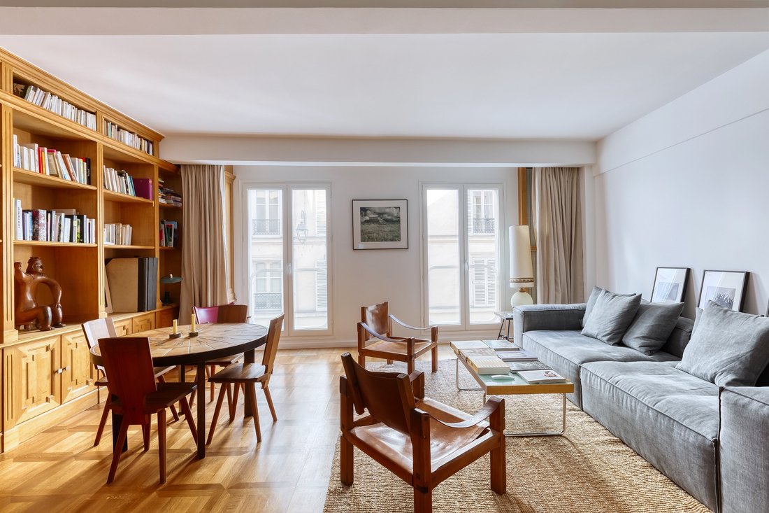 Apartment in Saint Gervais, Paris 4e Arrondissement, Paris 5 - 17343744