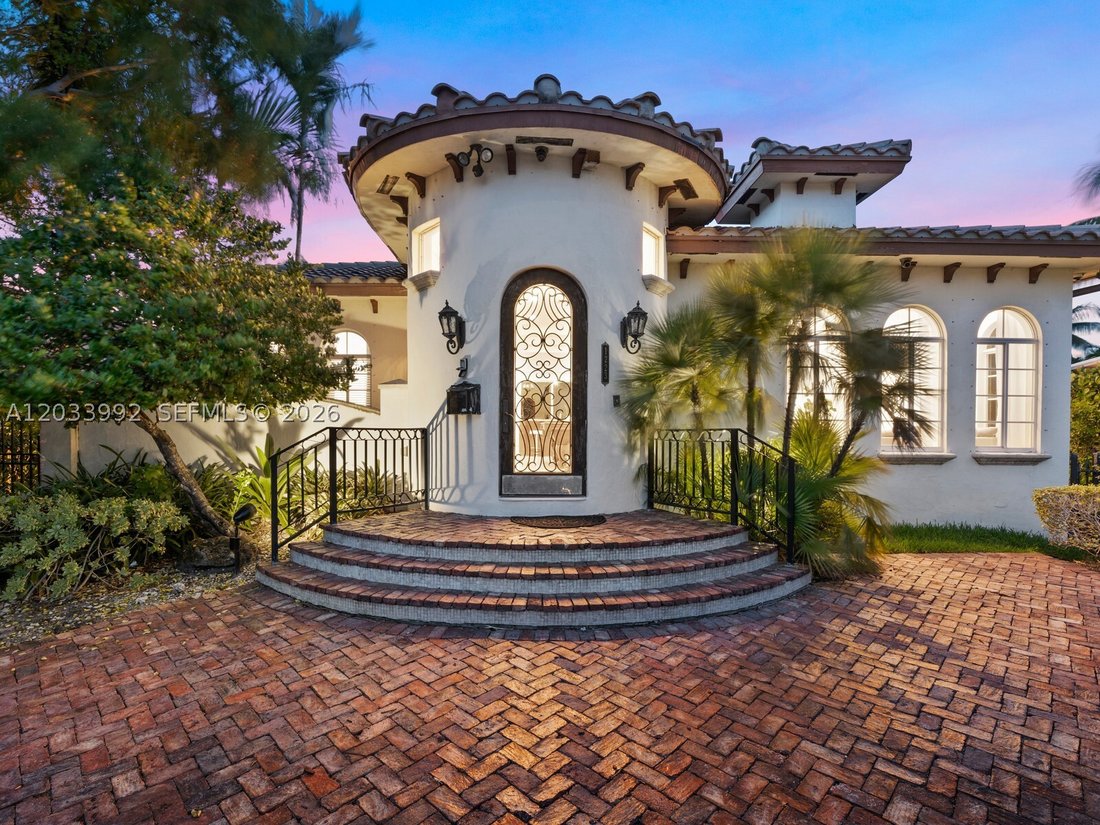 House in Hollywood, Florida, United States 2 - 18122933