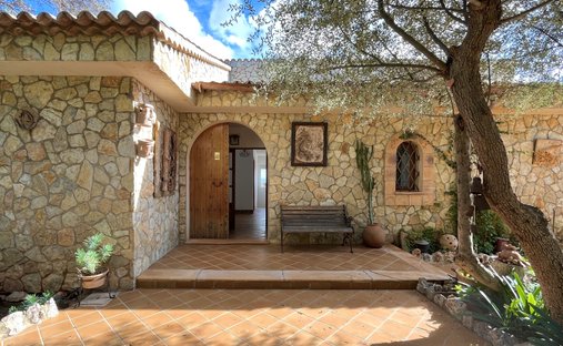 Finca in Bunyola, Balearic Islands, Spain 1