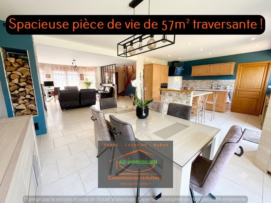 Est, Pacé, France 3 - 18124632