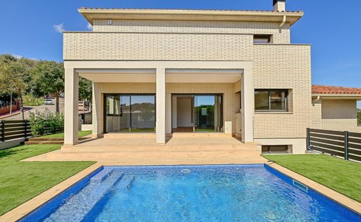 Villa in Sant Feliu de Guixols, Catalonia, Spain 1