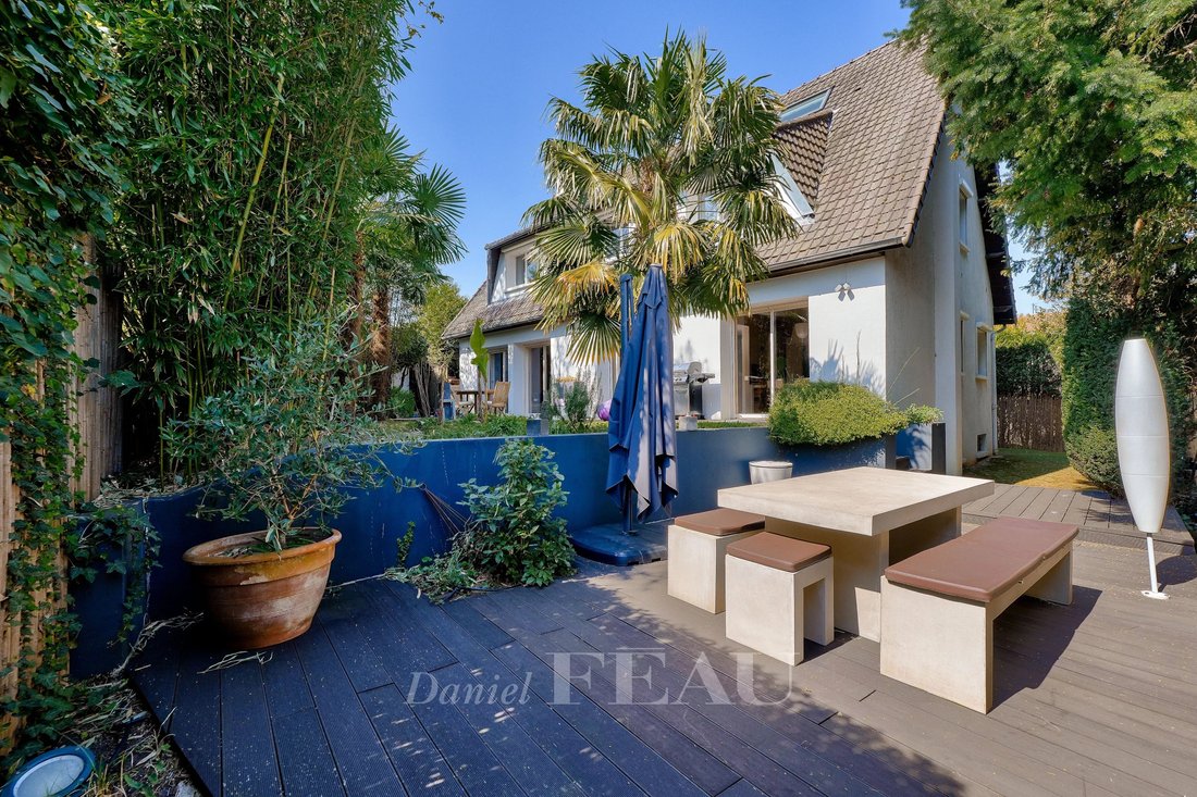 House in Saint-Cloud, Ile-de-France, France 1 - 15476526