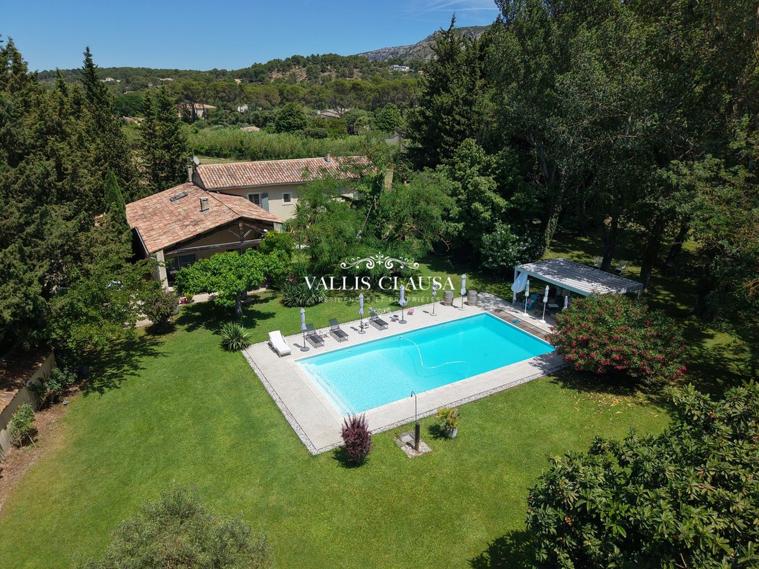 House in Cavaillon, Provence-Alpes-Côte d'Azur, France 1 - 18119408