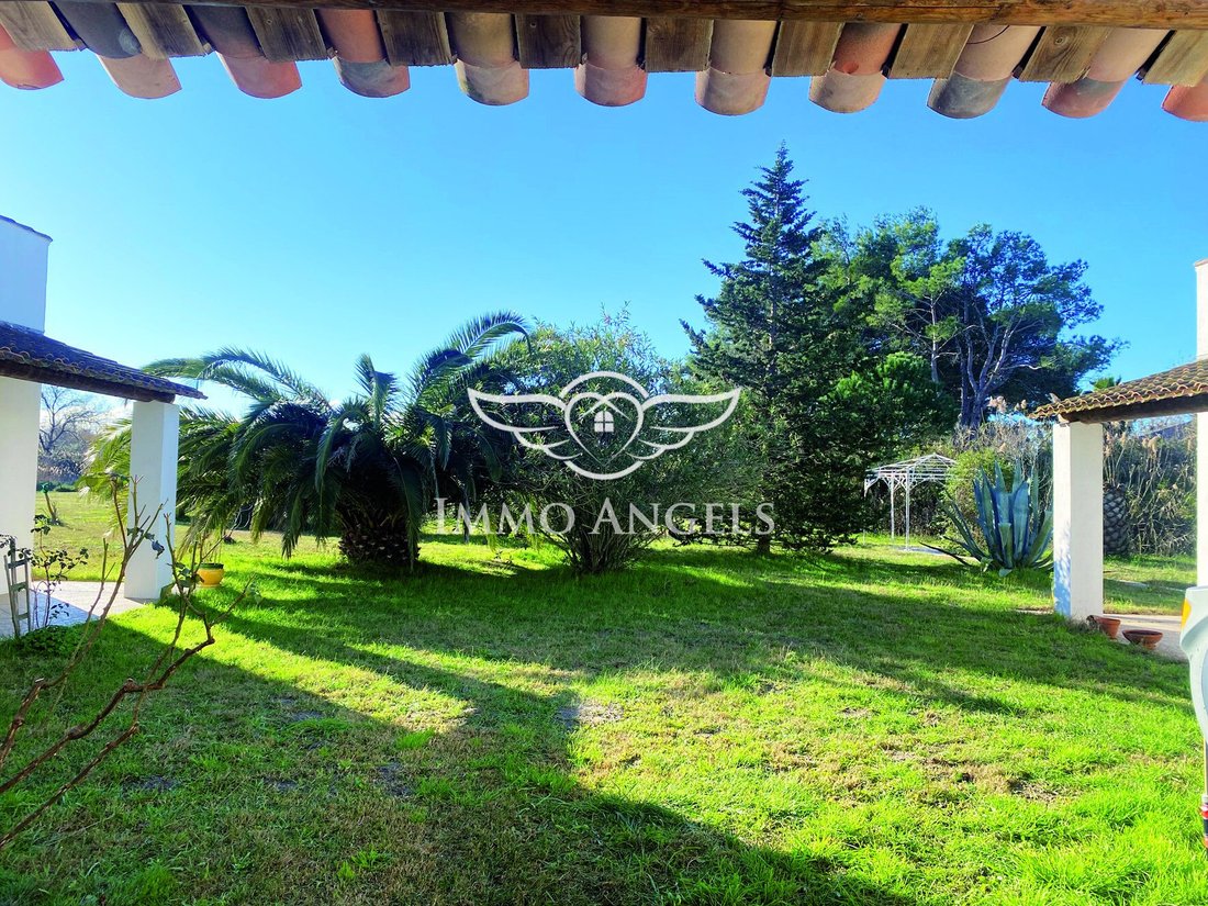 Country House in Saintes-Maries-de-la-Mer, Provence-Alpes-Côte d'Azur, France 5 - 18124676