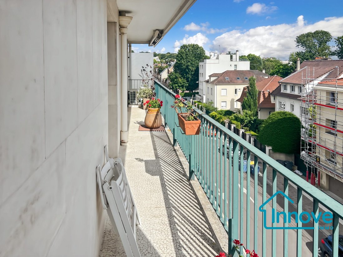 Apartment in Domaine National du Château, Versailles, France 1 - 17319647