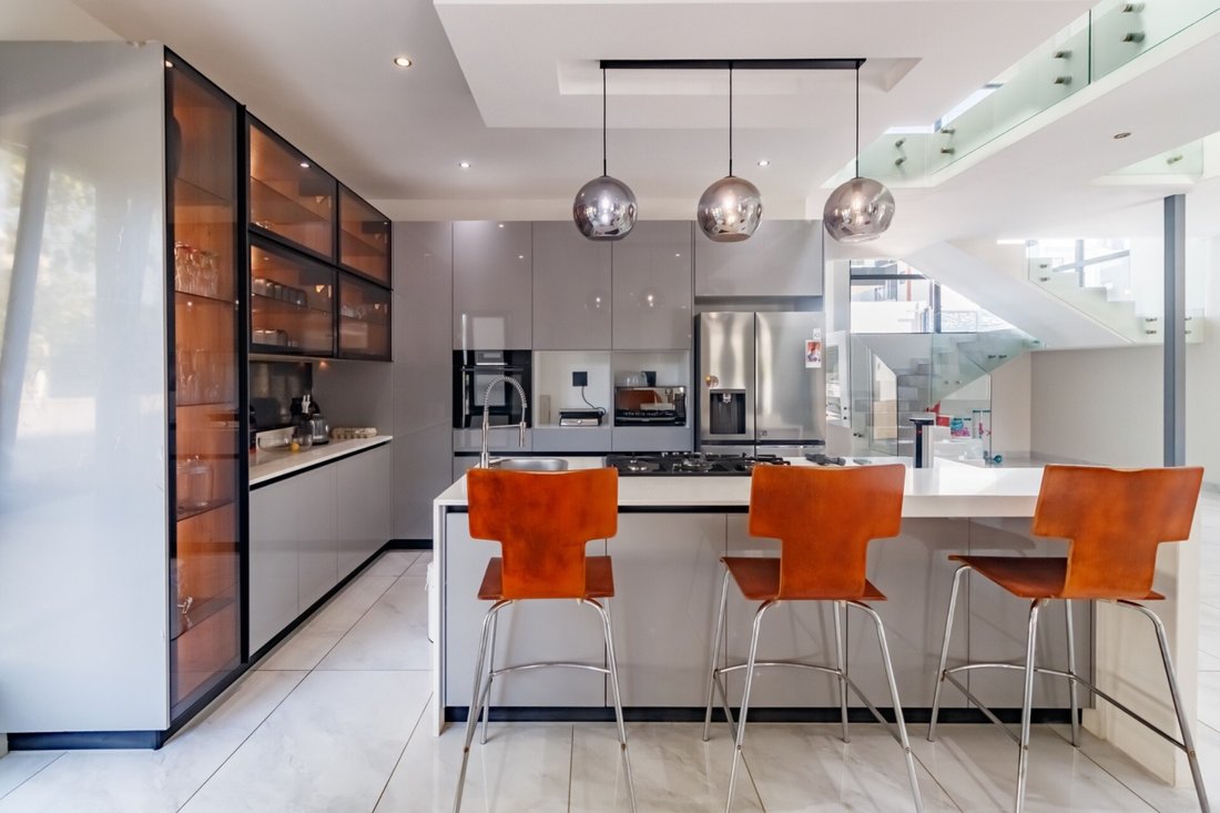 House in Highlands North, Gauteng, South Africa 5 - 18122199