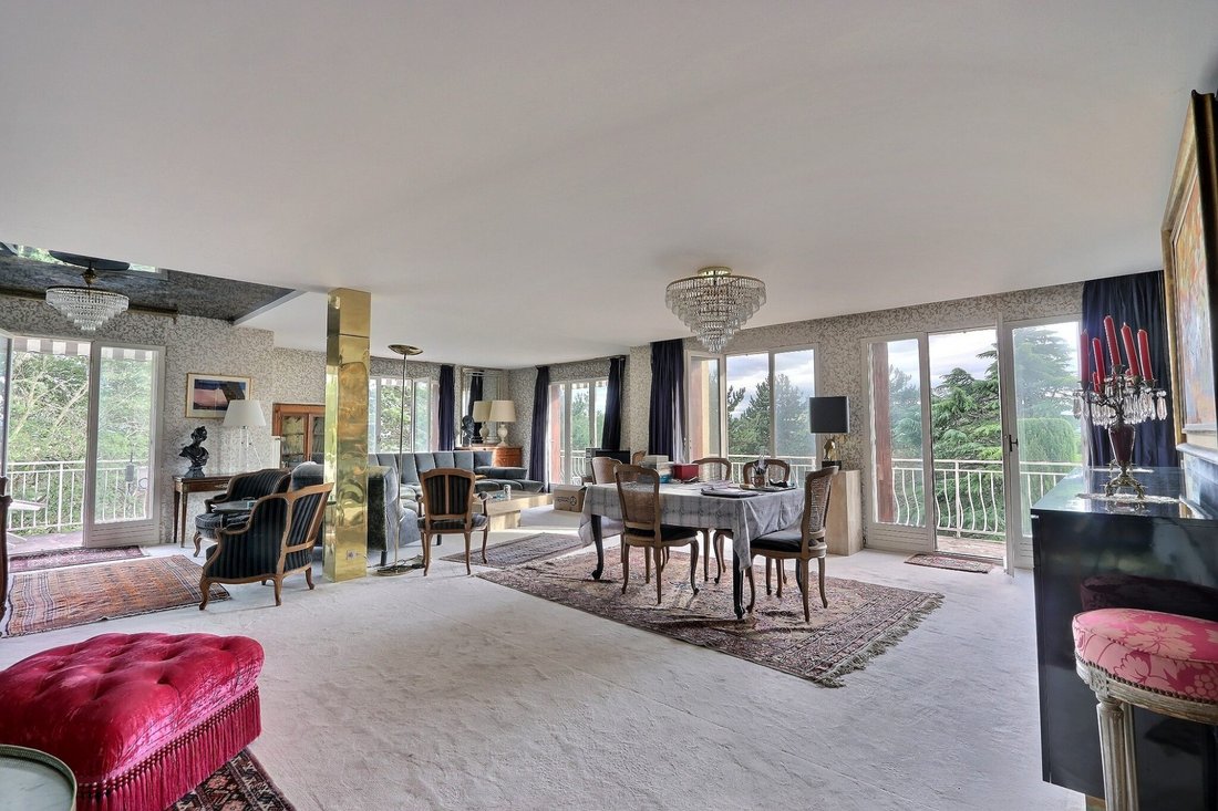 Villa in Beauregard-l'Eveque, Auvergne-Rhône-Alpes, France 3 - 18124602
