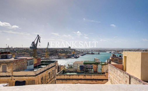 Townhouse in Senglea, Malta 1