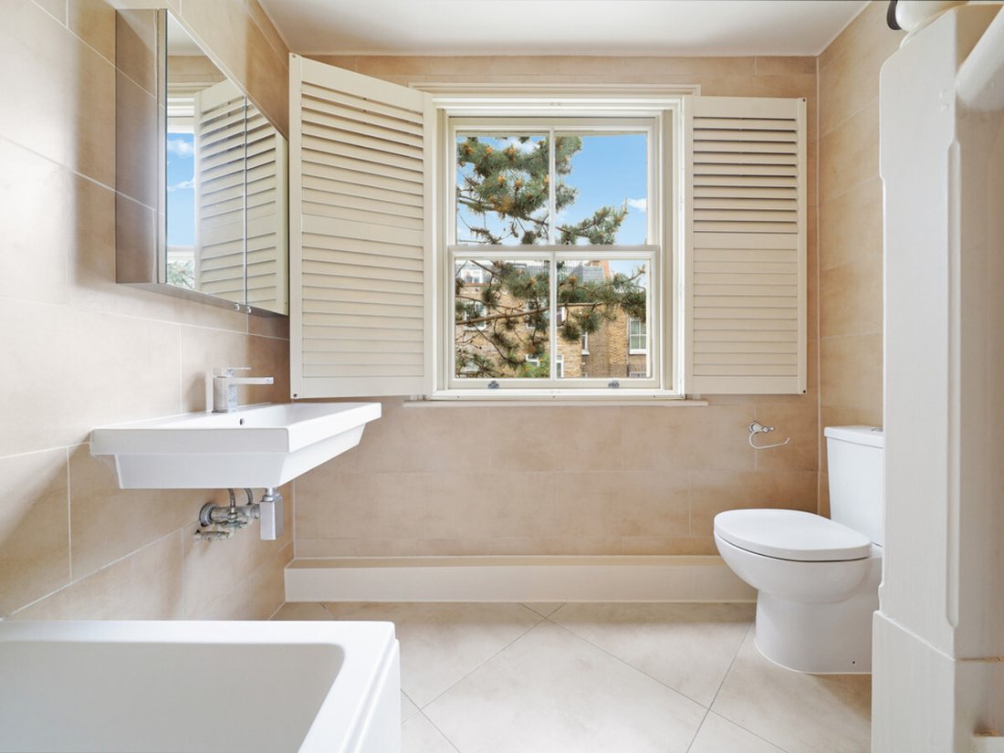 Apartment in Earls Court, Kensington And Chelsea, England 4 - 18123580