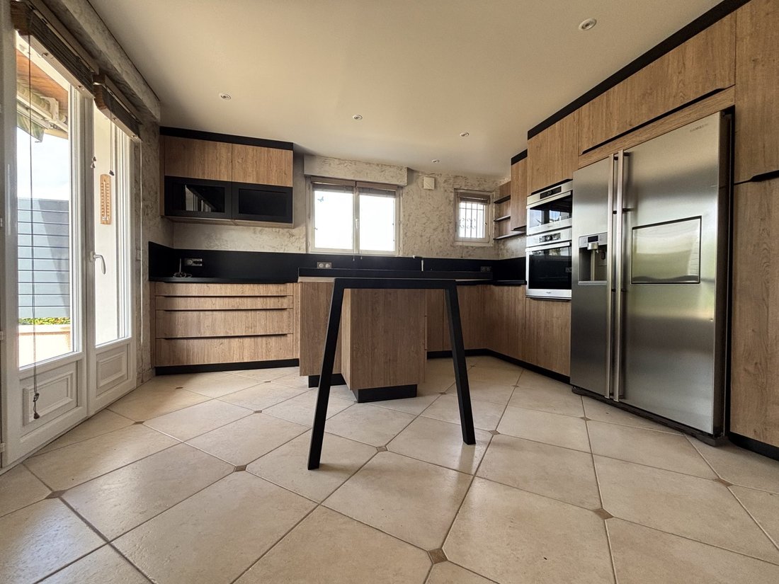 House in Saintry-sur-Seine, Ile-de-France, France 3 - 18124564