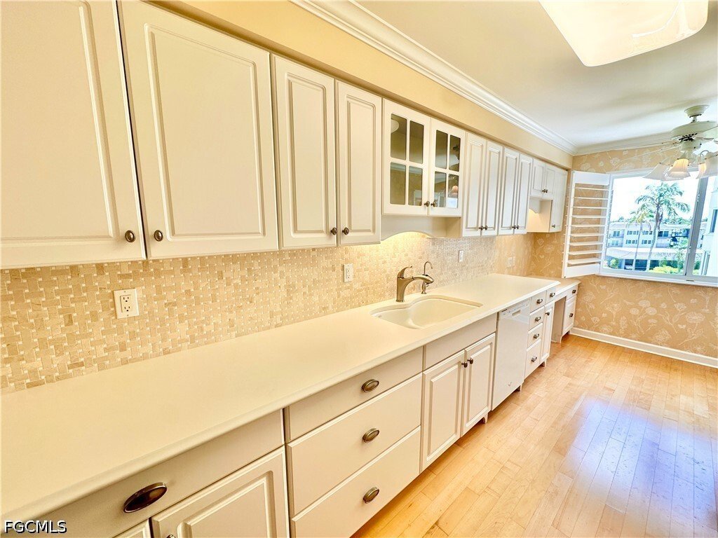Condo in Naples, Florida, United States 5 - 18121417