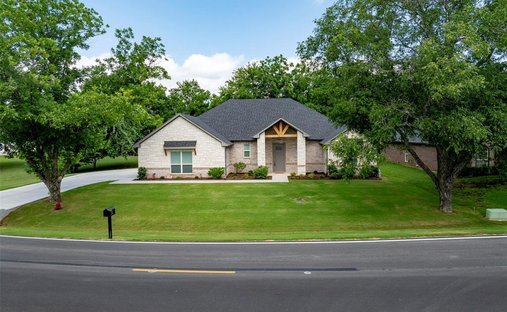 House in Granbury, Texas, United States 1