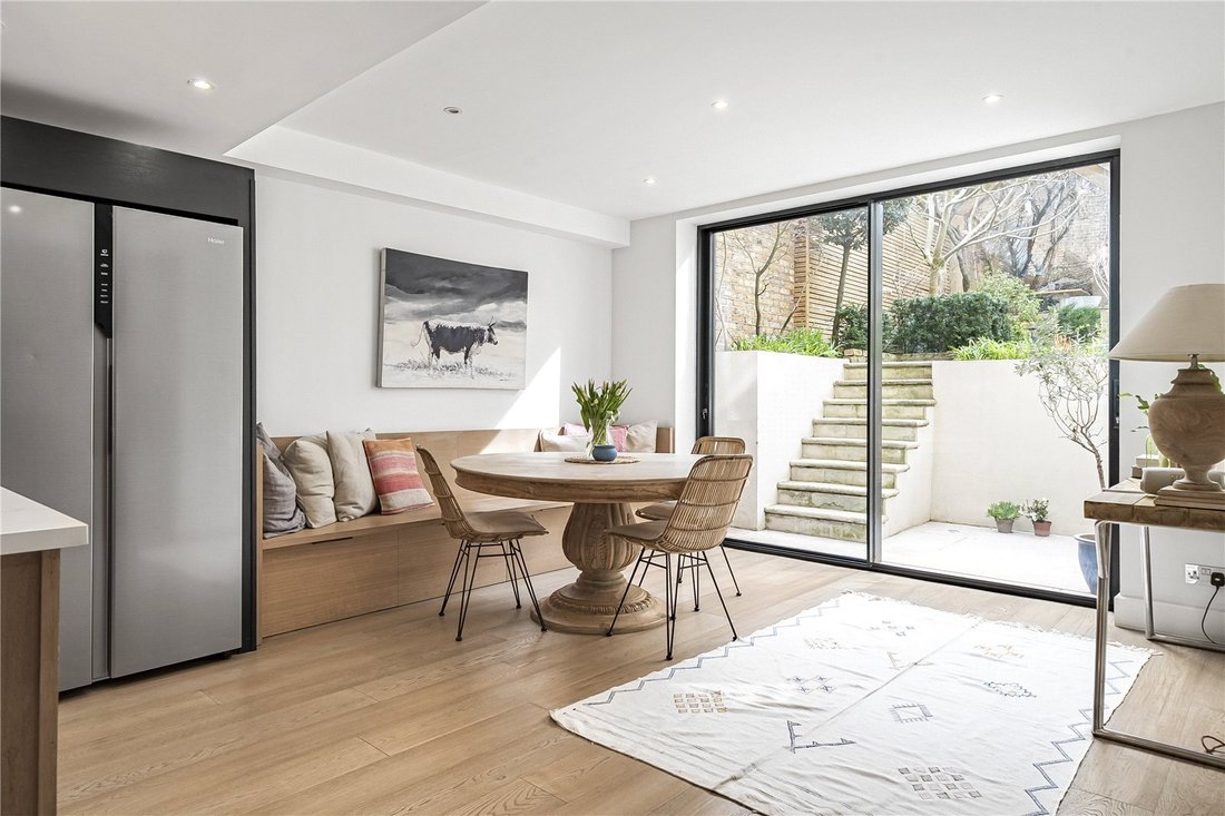 House in Richmond Upon Thames, England 4 - 18119572