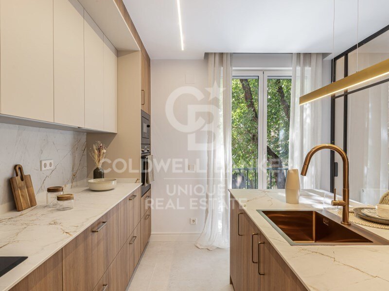 Wohnung in Chamberí, Madrid, Spanien 4 - 18123462