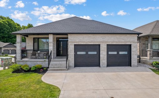 House in Owen Sound, Ontario, Canada 1