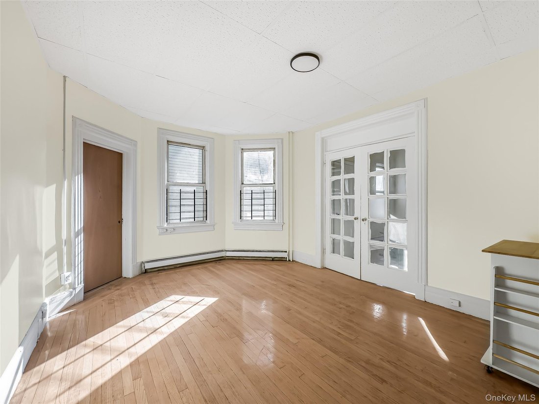 Mount Vernon, New York, United States 3 - 18120000