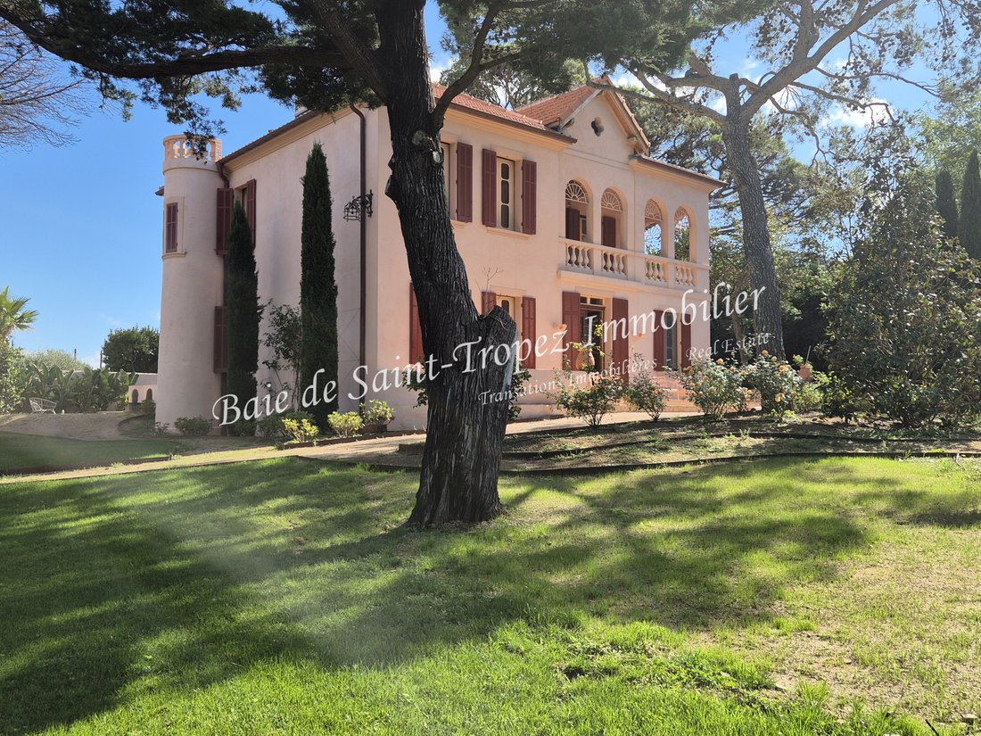 Villa in Zone Ouest Urbaine, Saint-Tropez, France 5 - 18122557