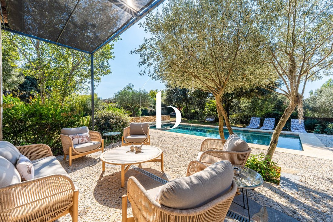 House in Uzès, Occitania, France 4 - 18122309