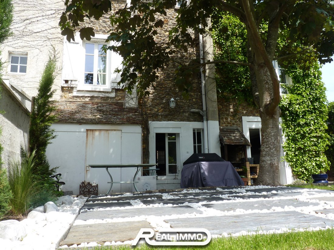 House in Jouars-Pontchartrain, Ile-de-France, France 3 - 18040997