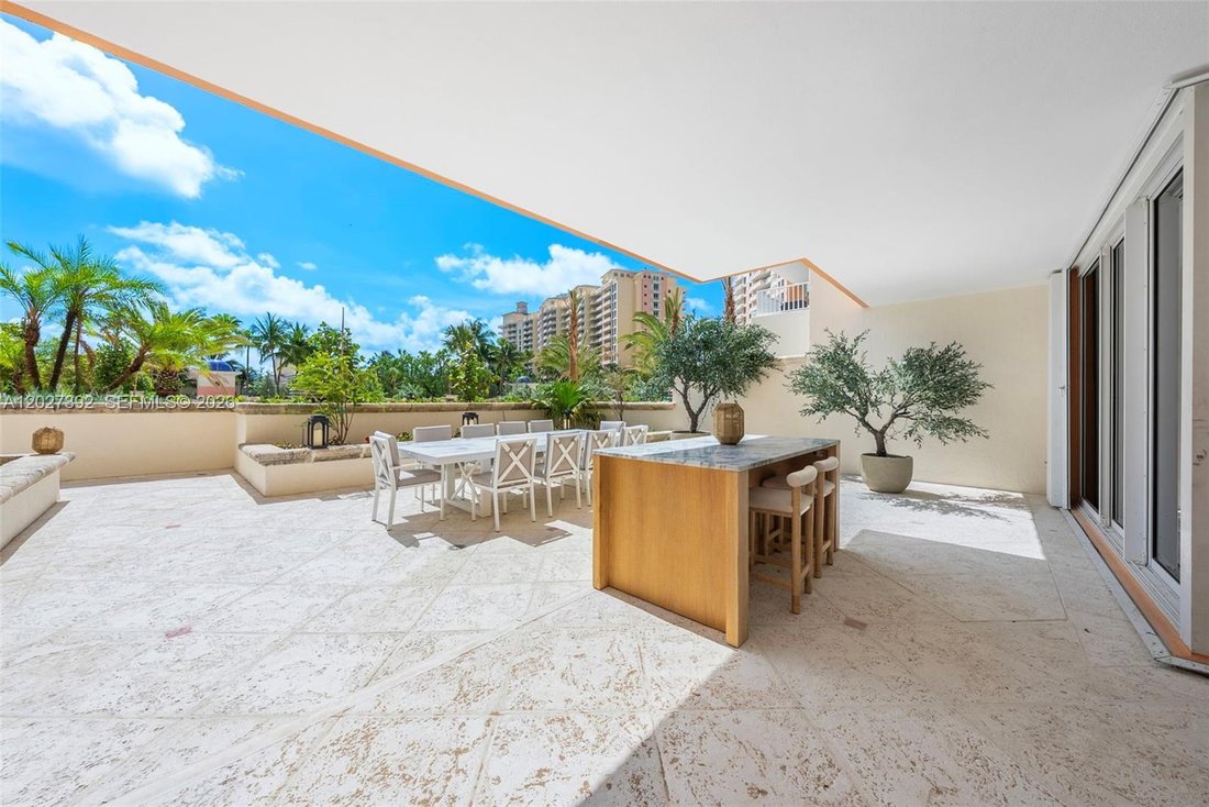 Condo in Key Biscayne, Florida, United States 4 - 18119937