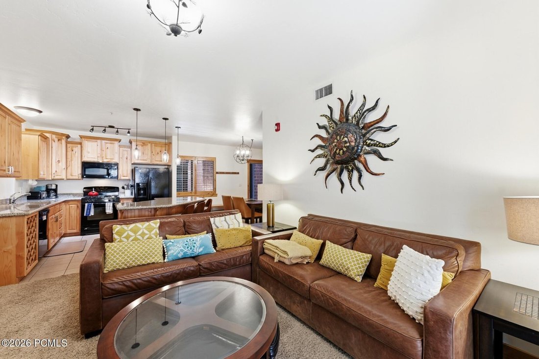 Condo in Park City, Utah, United States 3 - 18122715