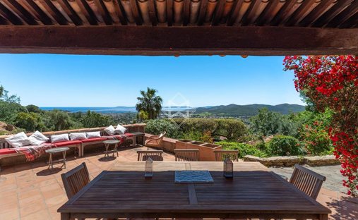 Villa à Sud Ouest, Bormes-les-Mimosas, France 1