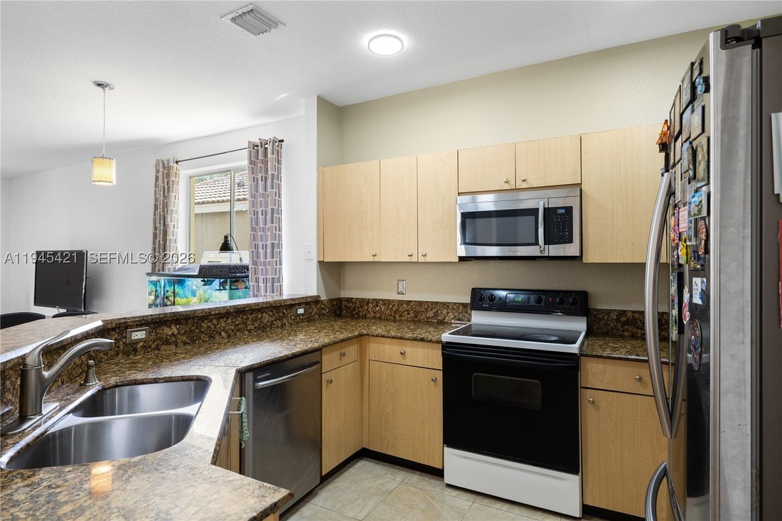 House in Weston, Florida, United States 4 - 17203325