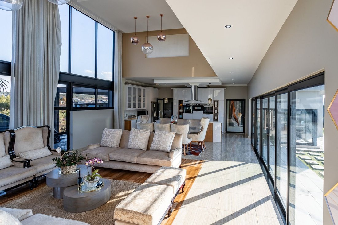 Casa a Equestria, Gauteng, Sudafrica 2 - 18119048