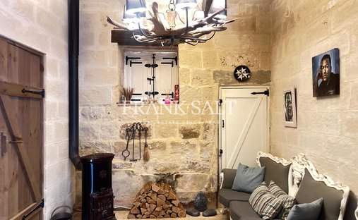 House in Birżebbuġa, Malta 1