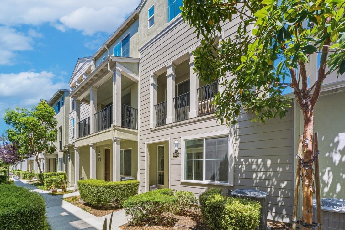 Townhouse in Newark, California, United States 4 - 18121634