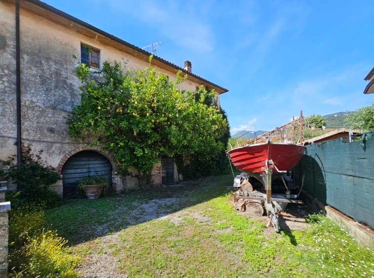 Country House in Pietrasanta, Tuscany, Italy 3 - 18121640