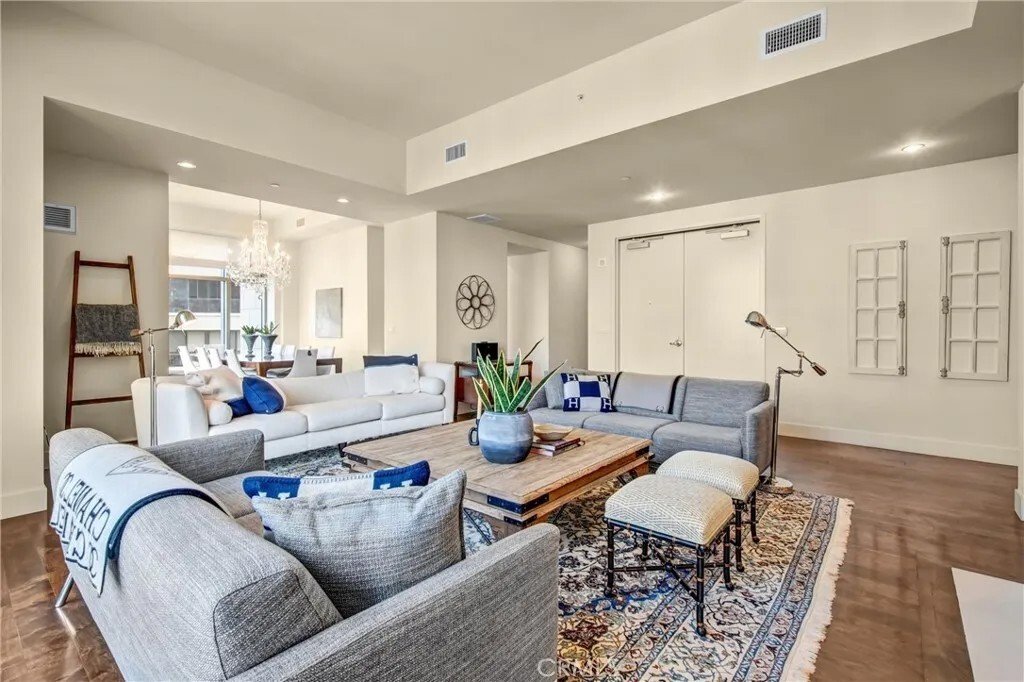 Condo in Los Angeles, California, United States 5 - 18101262