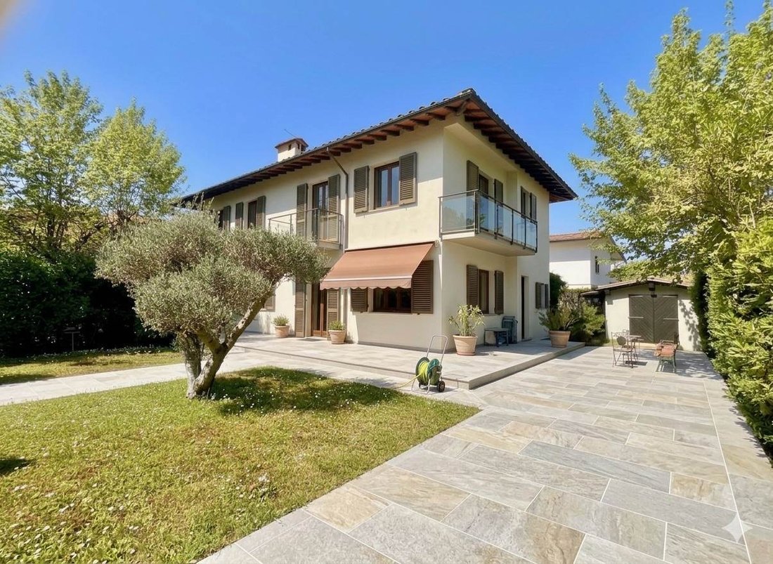 Vittoria Apuana, Forte dei Marmi, Tuscany 3 - 18122966