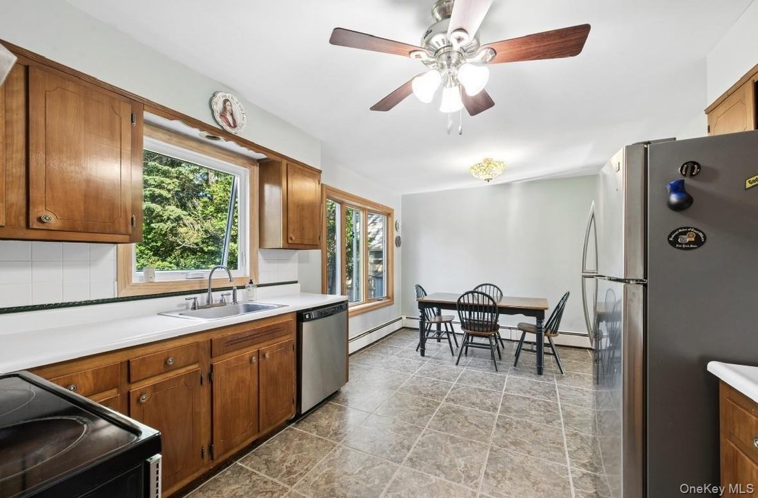 House in Copiague, New York, United States 4 - 18119958