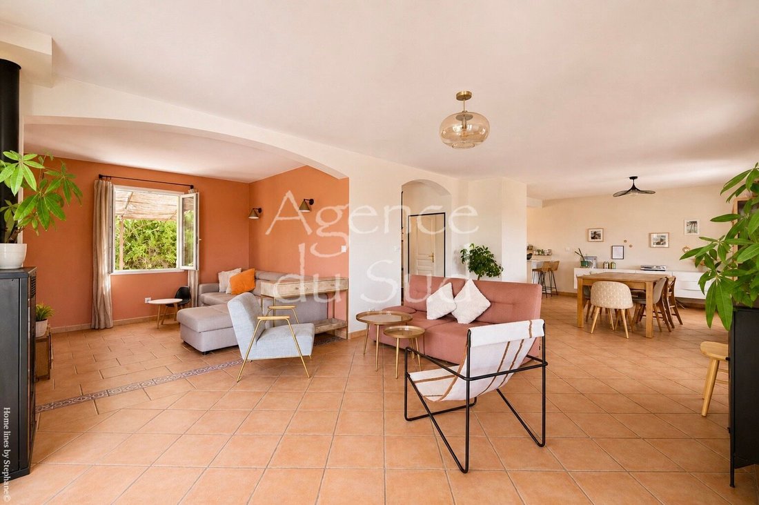 House in Saint-Zacharie, Provence-Alpes-Côte d'Azur, France 4 - 18122452